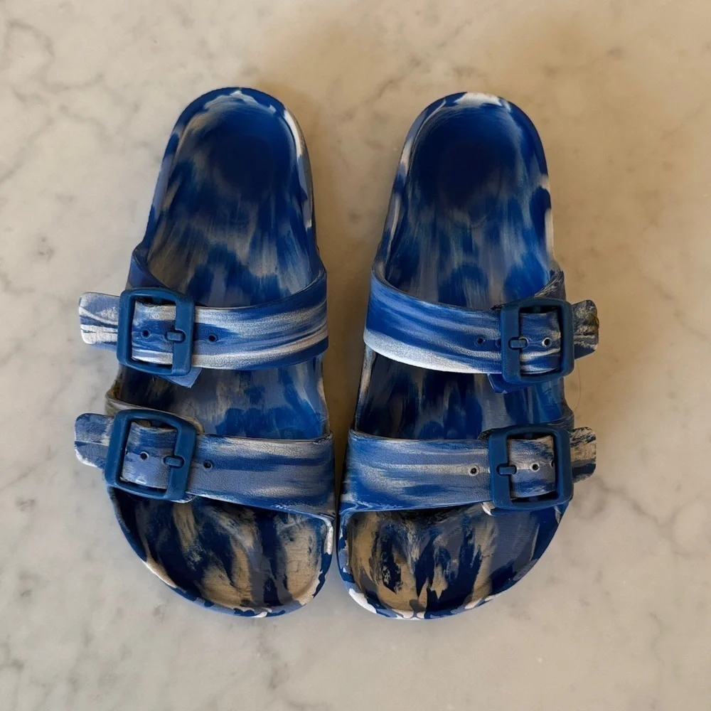 Cat & Jack Boys Blue Tie Dye Double Buckle Slide Sandals Size 13